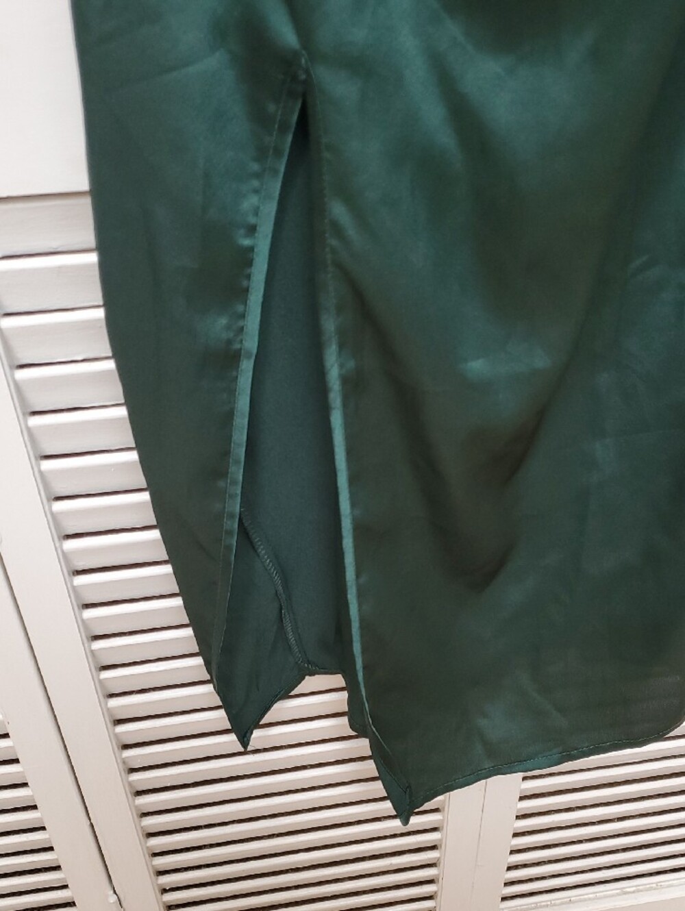 PrettyLittleThing Satin Cowl Midi Dress in Emerald - Picture 9 of 11